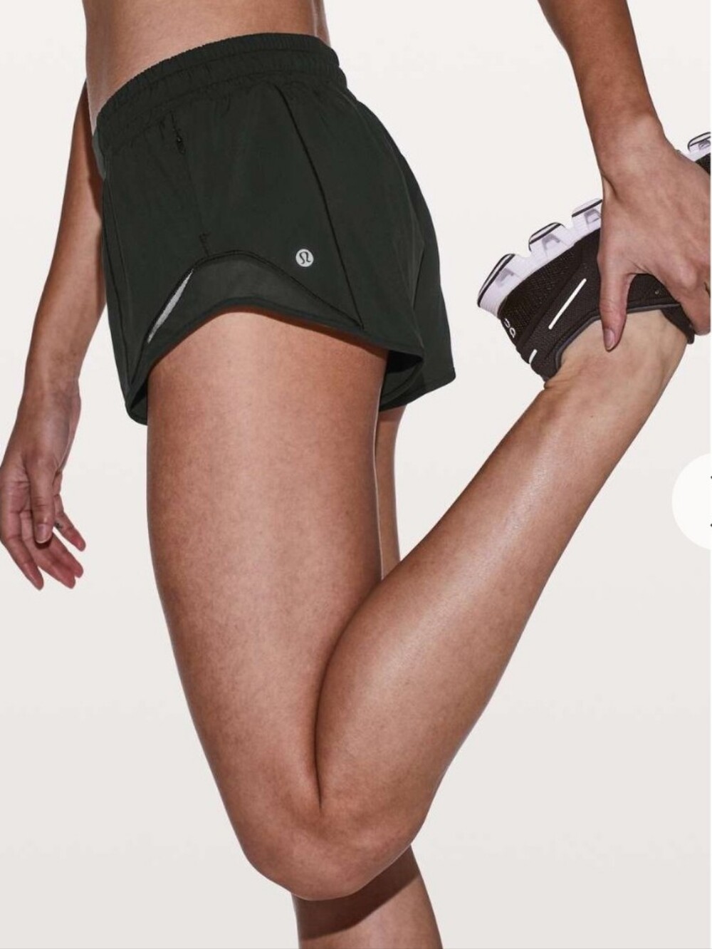 Lululemon Hotty Hot Short II *2.5" Black